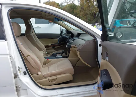 2008 Honda Accord 2.4 Ex z USA, uszkodzony, nr VIN JHMCP26758C045954